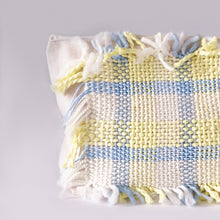 Load image into Gallery viewer, Zipper Pouch x Fiber Art 'PLAID SKY'